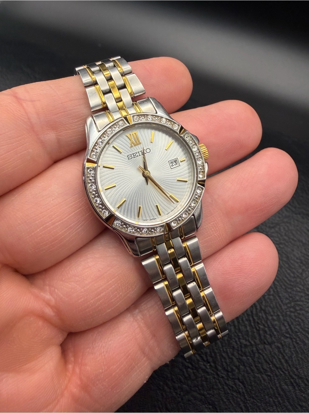 Vintage Seiko Two-Tone Crystal Bezel Dress Watch | Ref. 6N22-00G0